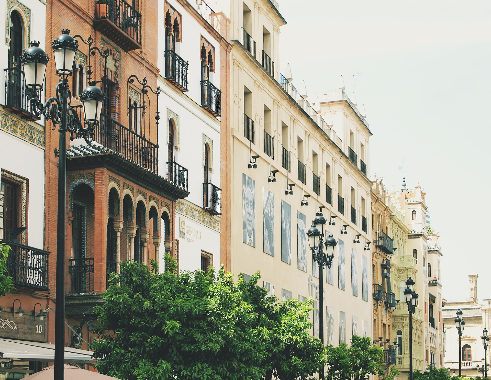 sevilla-2626117_1920